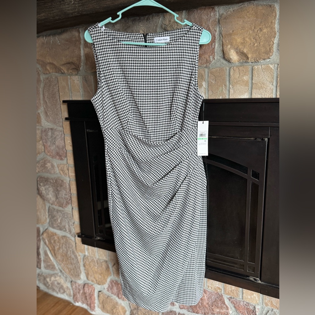 Nwt: Calvin Klein Black And White Houndstooth Garment